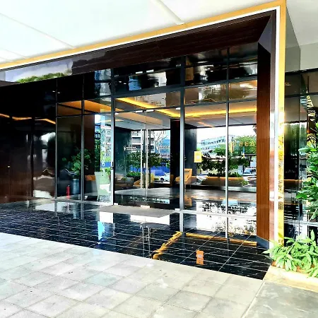 Beacon Executive Suite - Skypool Penang View George Town Exterior photo