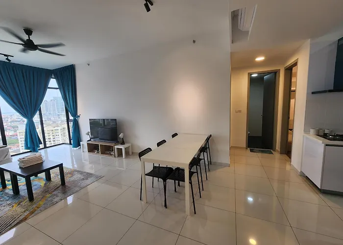Beacon Executive Suite - Skypool Penang View