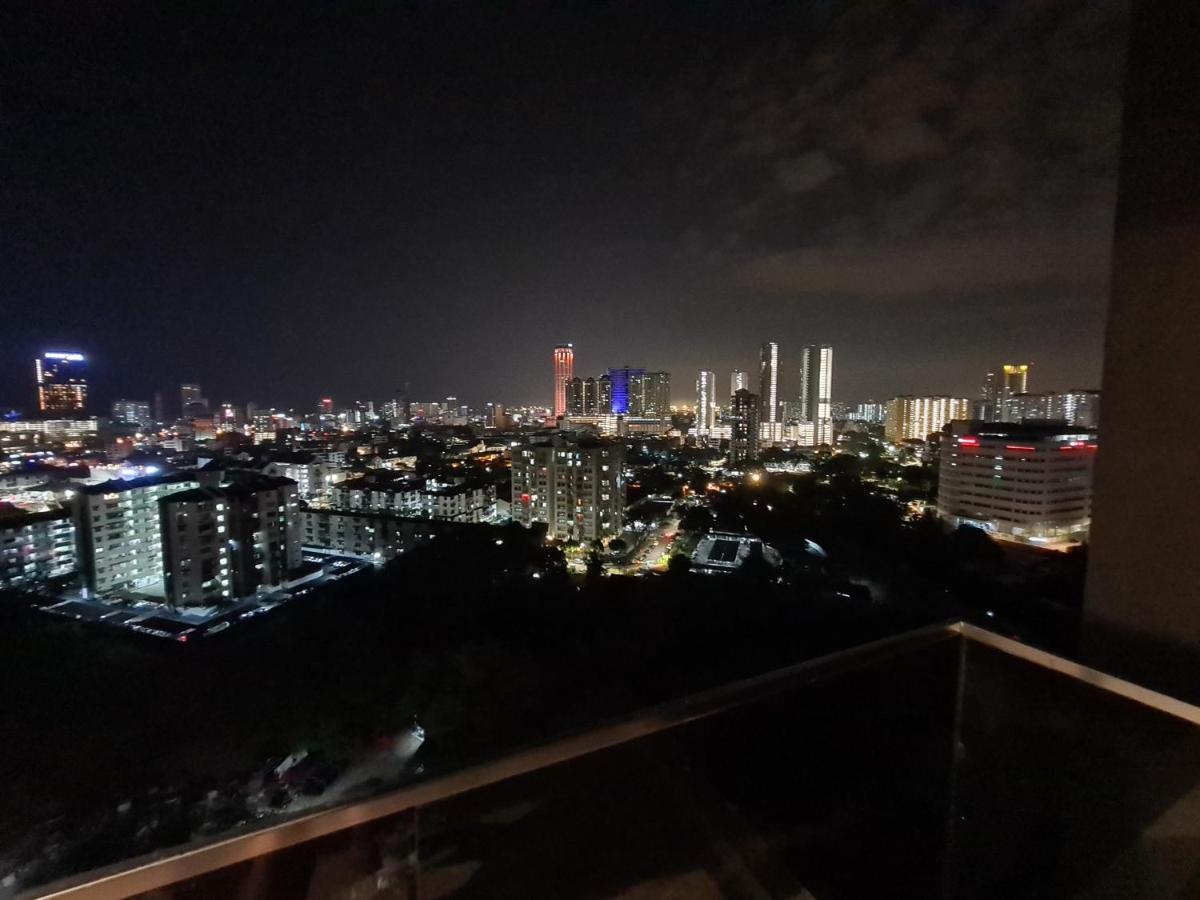 Beacon Executive - Skypool Penang View *