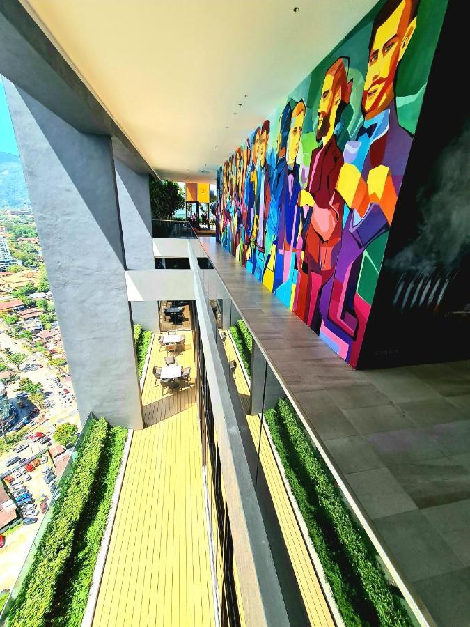 Beacon Executive - Skypool Penang View *