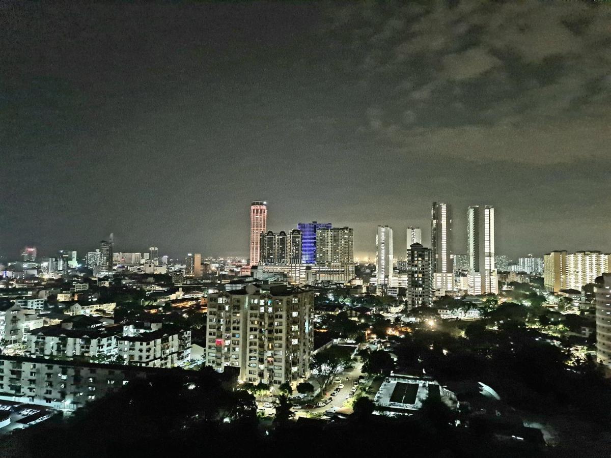Beacon Executive - Skypool Penang View