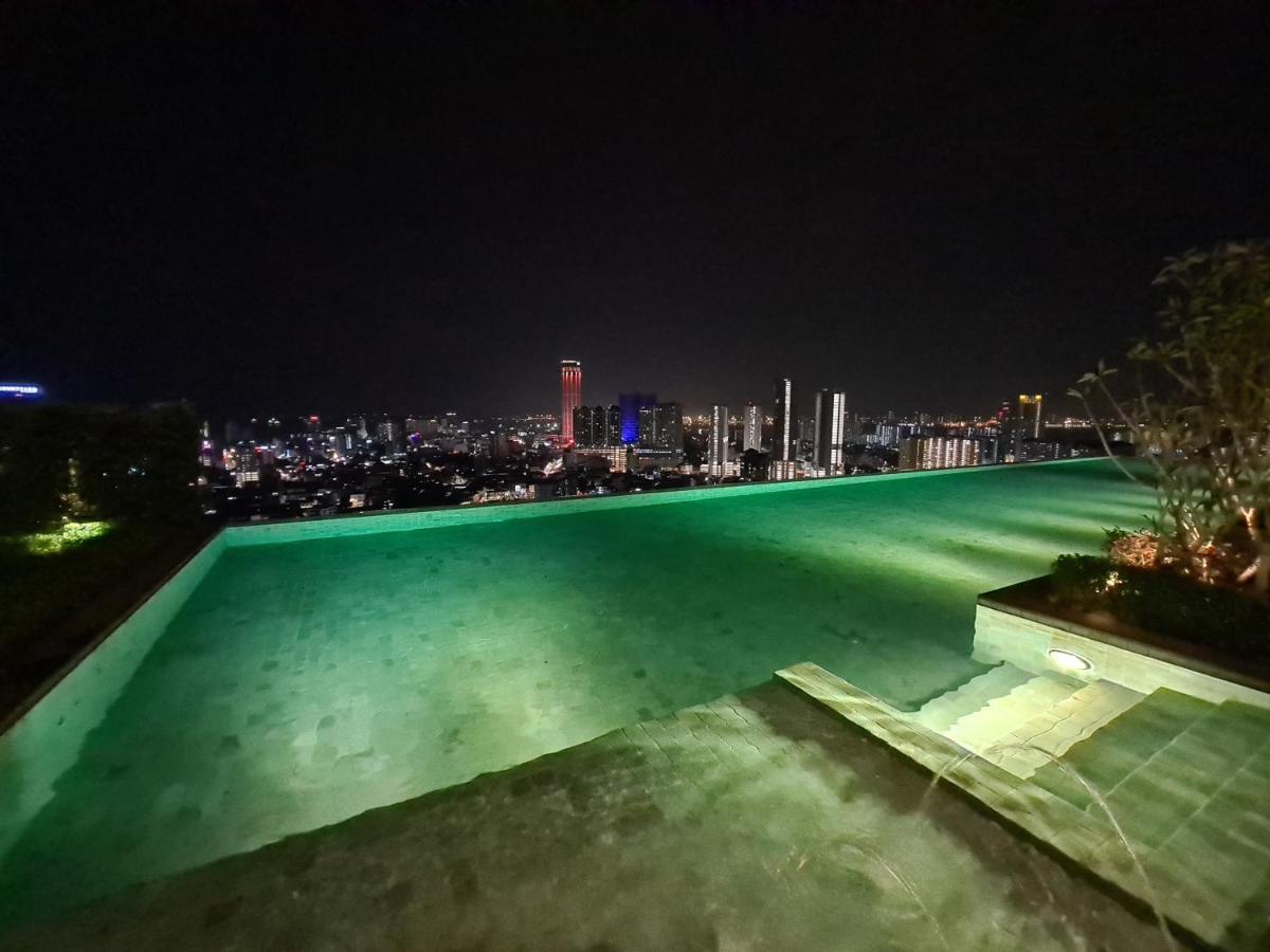 Beacon Executive - Skypool Penang View George Town