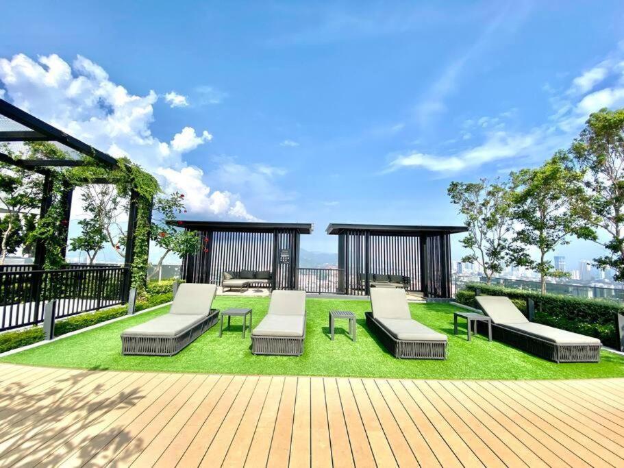 Beacon Executive - Skypool Penang View *
