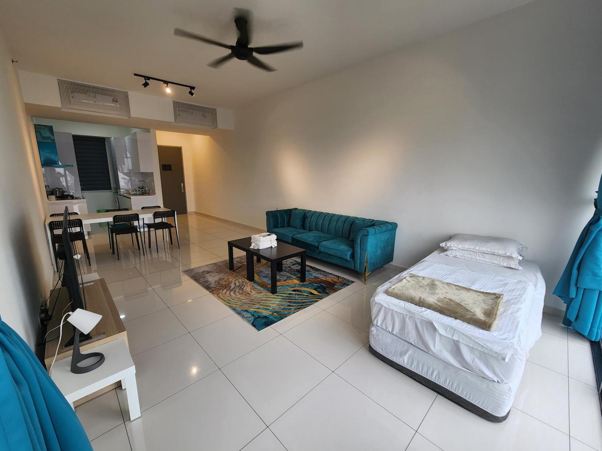 Beacon Executive - Skypool Penang View *